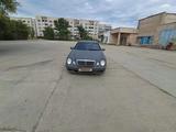 Mercedes-Benz CLK 230 1998 годаfor2 300 000 тг. в Семей