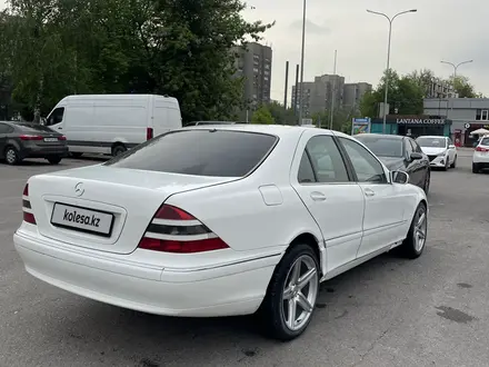 Mercedes-Benz S 320 1999 года за 4 300 000 тг. в Алматы – фото 2