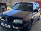 Volkswagen Golf 1993 годаүшін1 000 000 тг. в Тараз