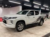 Mitsubishi L200 2023 года за 13 990 000 тг. в Астана – фото 3