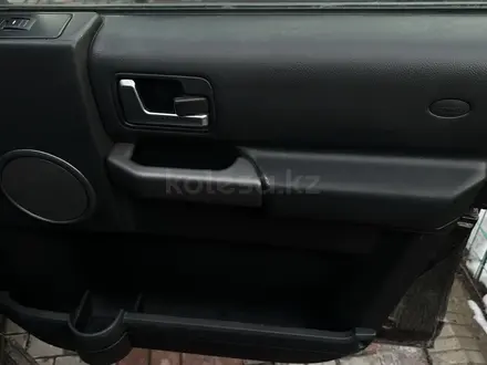 Land Rover Discovery 2006 года за 8 600 000 тг. в Алматы – фото 20