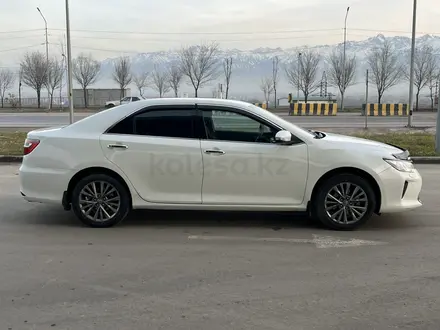 Toyota Camry 2015 года за 11 000 000 тг. в Алматы – фото 4