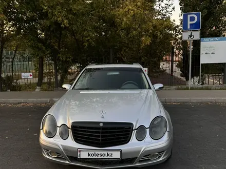 Mercedes-Benz E 320 2005 года за 2 300 000 тг. в Алматы – фото 2