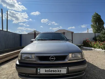 Opel Vectra 1994 года за 2 300 000 тг. в Актобе – фото 2