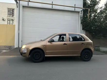 Skoda Fabia 2001 года за 1 600 000 тг. в Алматы – фото 4