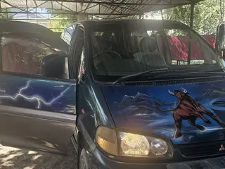 Mitsubishi Delica