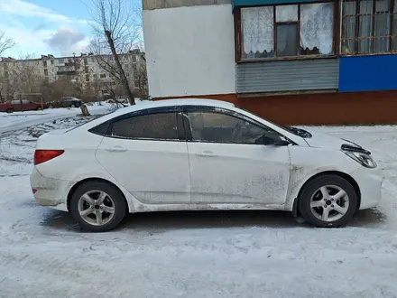 Hyundai Accent 2012 года за 3 500 000 тг. в Рудный – фото 2