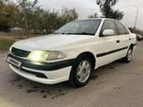 Toyota Carina 1997 года за 990 000 тг. в Алматы – фото 3