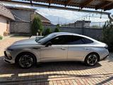 Hyundai Sonata 2024 годаүшін16 000 000 тг. в Алматы – фото 2