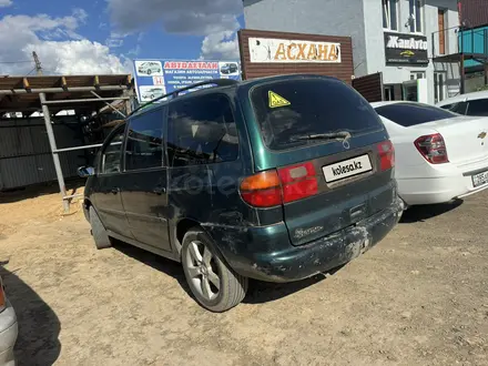 Volkswagen Sharan 1996 года за 100 000 тг. в Уральск – фото 4