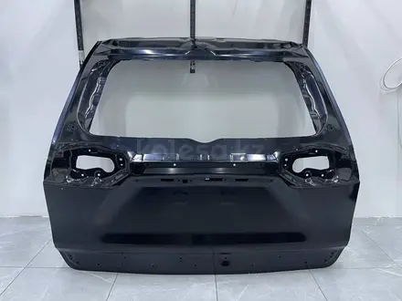 Крышка багажника Toyota Rav 4 (2019-2024) NEW ORIGINAL за 10 000 тг. в Алматы – фото 3