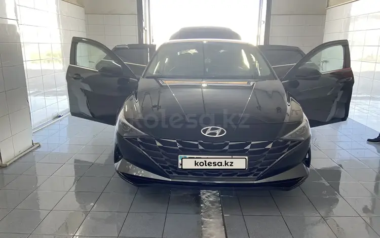 Hyundai Elantra 2022 года за 13 200 000 тг. в Актау