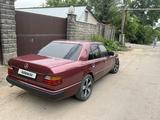 Mercedes-Benz E 200 1993 года за 1 500 000 тг. в Алматы – фото 4