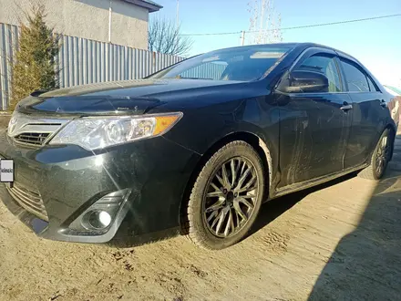 Toyota Camry 2012 года за 8 000 000 тг. в Атырау – фото 2