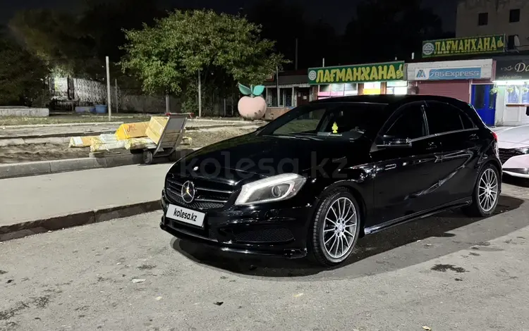 Mercedes-Benz A 180 2014 годаfor7 300 000 тг. в Алматы