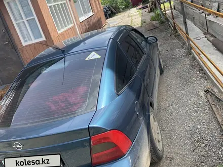 Opel Vectra 2002 года за 2 000 000 тг. в Актобе – фото 8