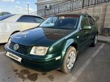 Volkswagen Bora 2001 годаүшін2 400 000 тг. в Астана