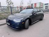 Hyundai Sonata 2022 годаfor13 000 000 тг. в Алматы