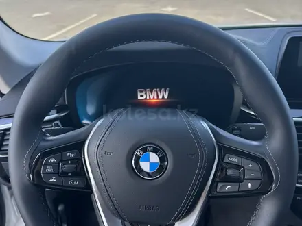 BMW 520 2019 года за 16 700 000 тг. в Алматы – фото 19