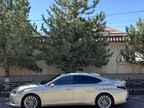 Lexus ES 300h 2019 годаүшін20 000 000 тг. в Шымкент – фото 2