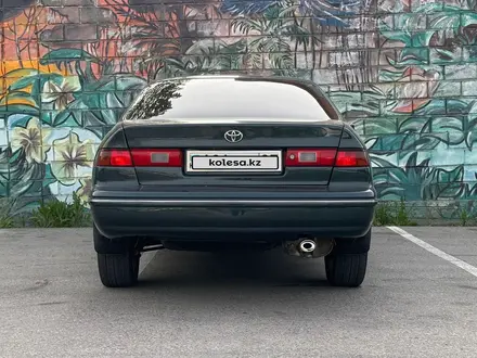 Toyota Camry 1999 года за 4 500 000 тг. в Алматы – фото 4