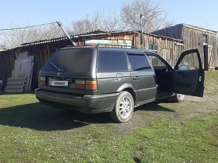 Volkswagen Passat 1993 года за 1 700 000 тг. в Макинск – фото 4