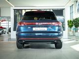 Volkswagen Touareg Exclusive Atmosphere 2025 года за 40 390 000 тг. в Шымкент – фото 3