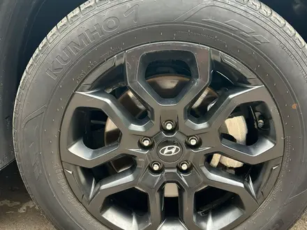 Hyundai Santa Fe 2023 года за 15 400 000 тг. в Петропавловск – фото 4