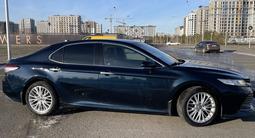 Toyota Camry 2019 года за 14 500 000 тг. в Астана – фото 5