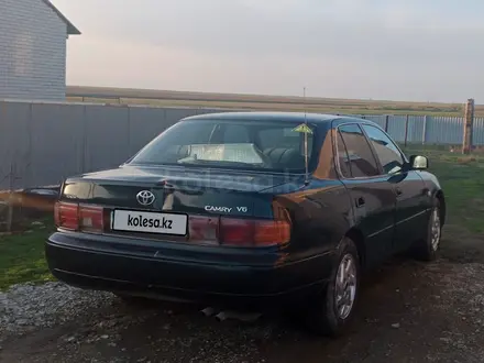 Toyota Camry 1994 года за 1 700 000 тг. в Актобе – фото 13