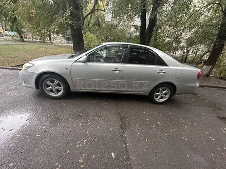 Toyota Camry 2003 года за 4 000 000 тг. в Алматы – фото 6