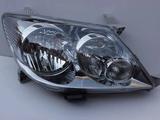 Фара Toyota Fortuner 04-07 Тойота Фортунер за 31 000 тг. в Алматы