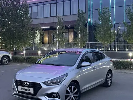 Hyundai Accent 2019 года за 5 000 000 тг. в Уральск