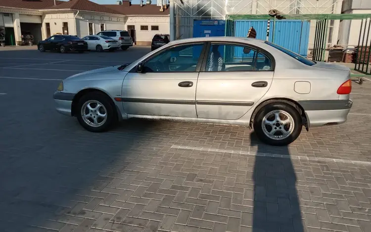 Toyota Avensis 2002 годаүшін2 300 000 тг. в Алматы