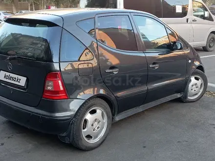 Mercedes-Benz A 160 1999 года за 1 850 000 тг. в Атырау – фото 3