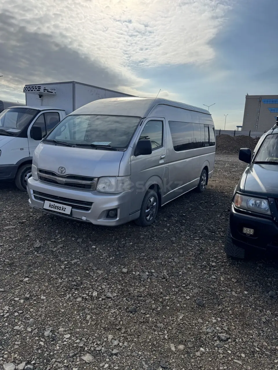 Toyota HiAce, 2011
