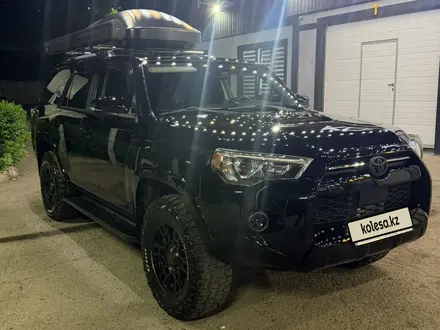 Toyota 4Runner 2021 года за 27 000 000 тг. в Алматы – фото 2