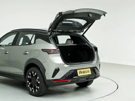 Lynk & Co 06 2026 года за 13 900 000 тг. в Алматы – фото 10