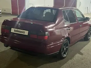 Volkswagen Vento, 1996