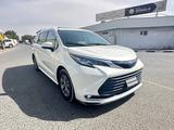 Toyota Sienna 2022 года за 13 700 000 тг. в Алматы – фото 2