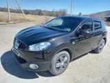 Nissan Qashqai 2013 года за 4 600 000 тг. в Семей – фото 2