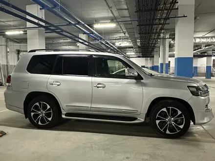 Toyota Land Cruiser 2011 года за 17 800 000 тг. в Астана – фото 4