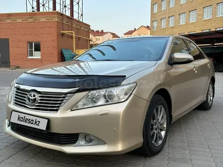 Toyota Camry 2012 года за 8 500 000 тг. в Актобе