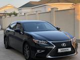 Lexus ES 250 2015 годаүшін13 500 000 тг. в Жанаозен – фото 2