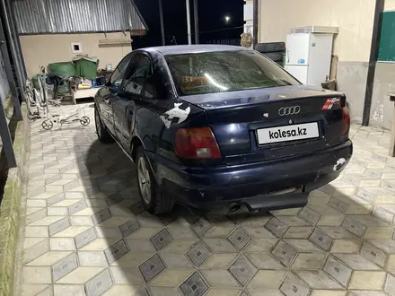 Audi A4 1995 года за 900 000 тг. в Алматы