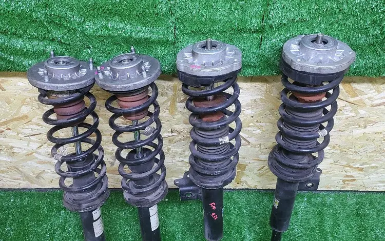 Задние стойки на BMW F10 за 80 000 тг. в Астана