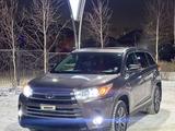 Toyota Highlander 2019 года за 16 000 000 тг. в Уральск – фото 2