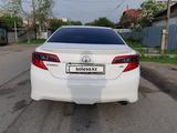 Toyota Camry 2014 годаfor8 800 000 тг. в Алматы – фото 3