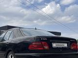 Mercedes-Benz E 320 1998 года за 3 400 000 тг. в Тараз – фото 5