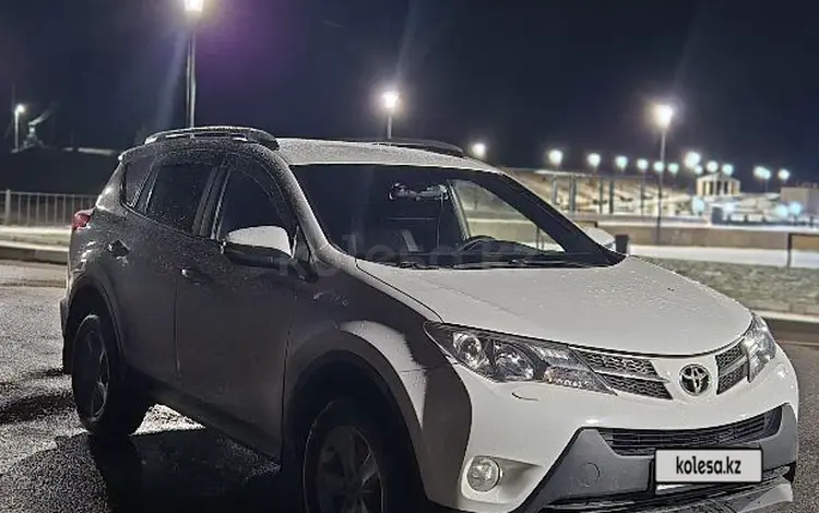 Toyota RAV4 2013 годаfor9 500 000 тг. в Караганда